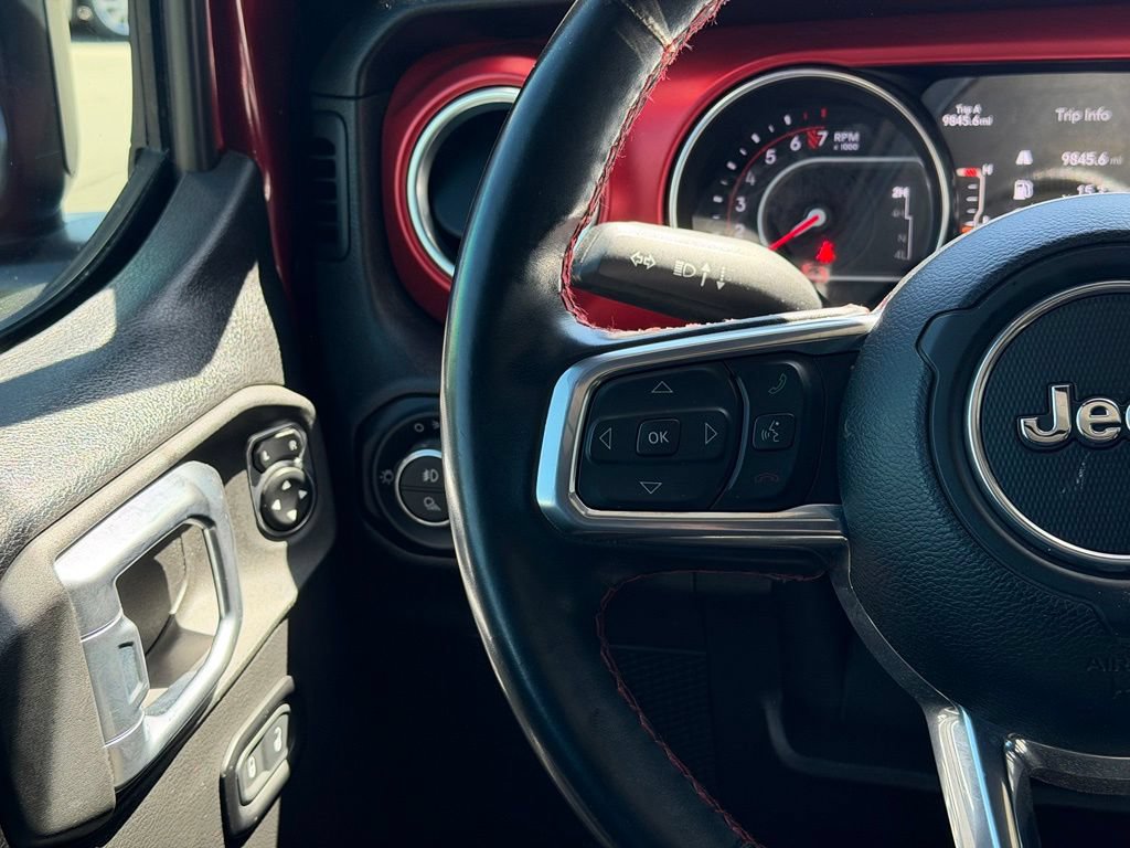 Used 2021 Jeep Gladiator Rubicon AWD/4WD image 12
