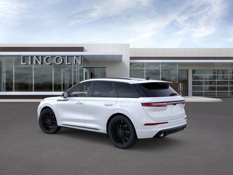 New 2026 Lincoln Corsair Reserve image 4