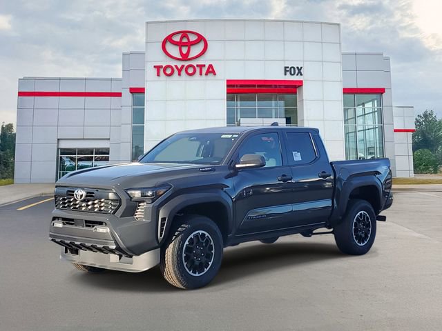 Used 2025 Toyota Tacoma TRD Off-Road video 2