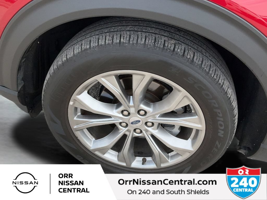 Used 2023 Ford Explorer XLT w/ Equipment Group 202A RWD image 9