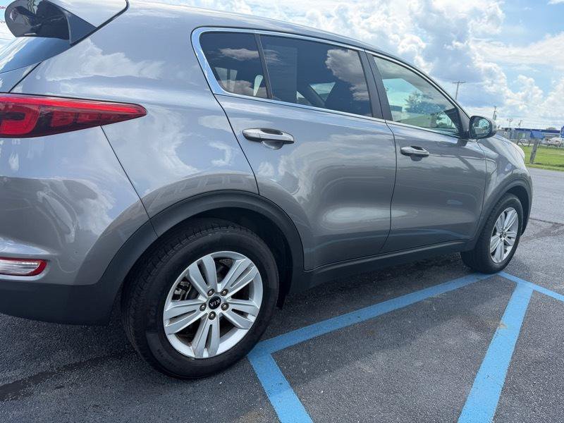 Used 2017 Kia Sportage LX FWD image 37