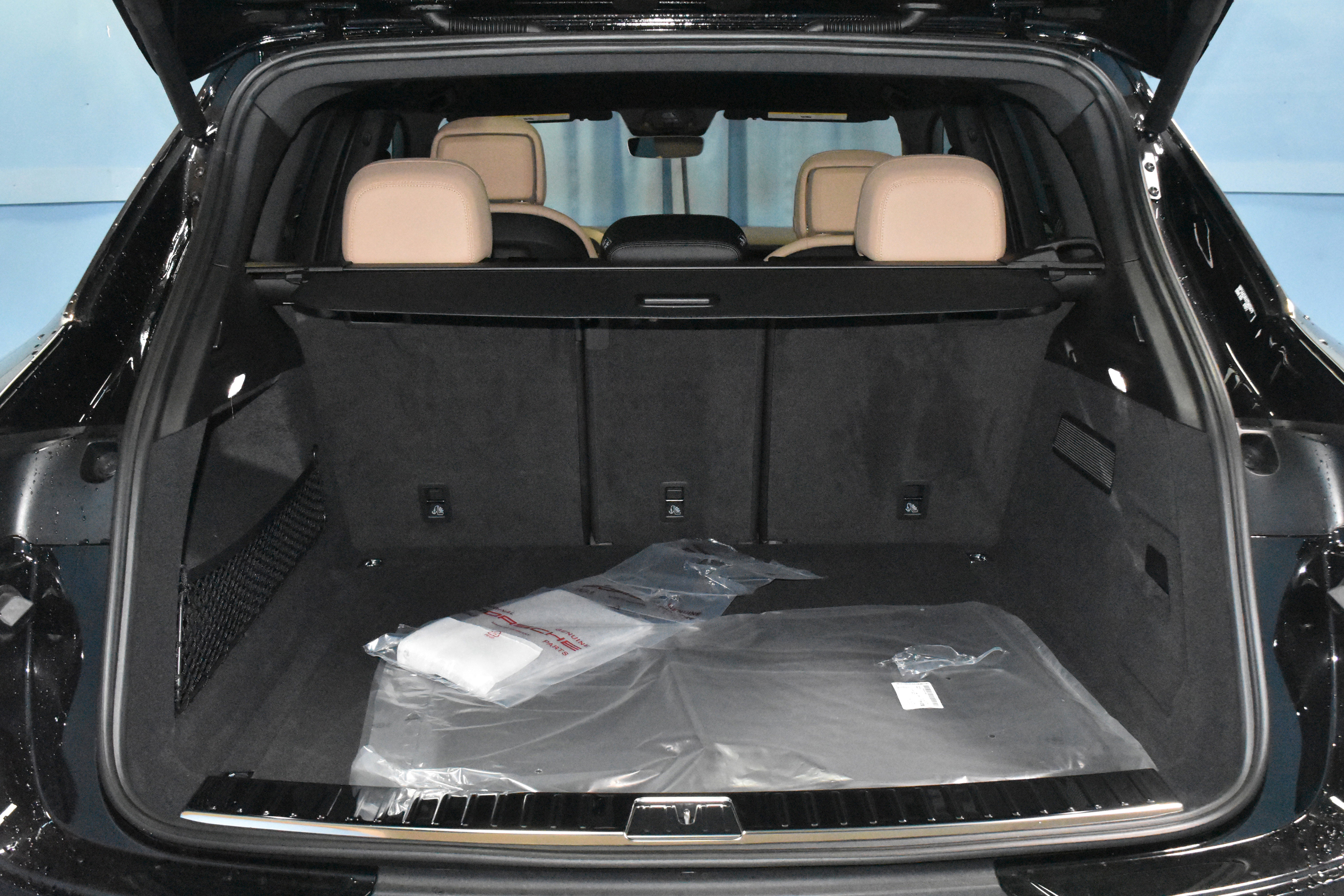 New 2026 Porsche Cayenne image 32