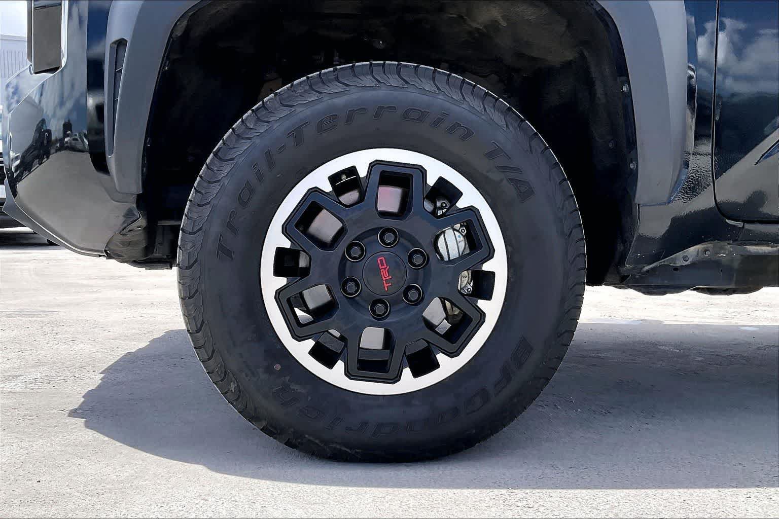 Used 2024 Toyota Tacoma TRD Off-Road AWD/4WD image 8