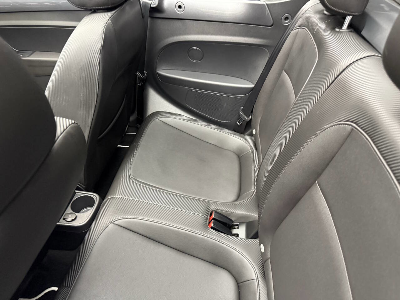 Used 2014 Volkswagen Beetle 2.5 image 18