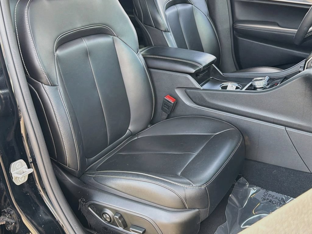 Used 2024 Jeep Grand Cherokee Limited AWD/4WD image 29