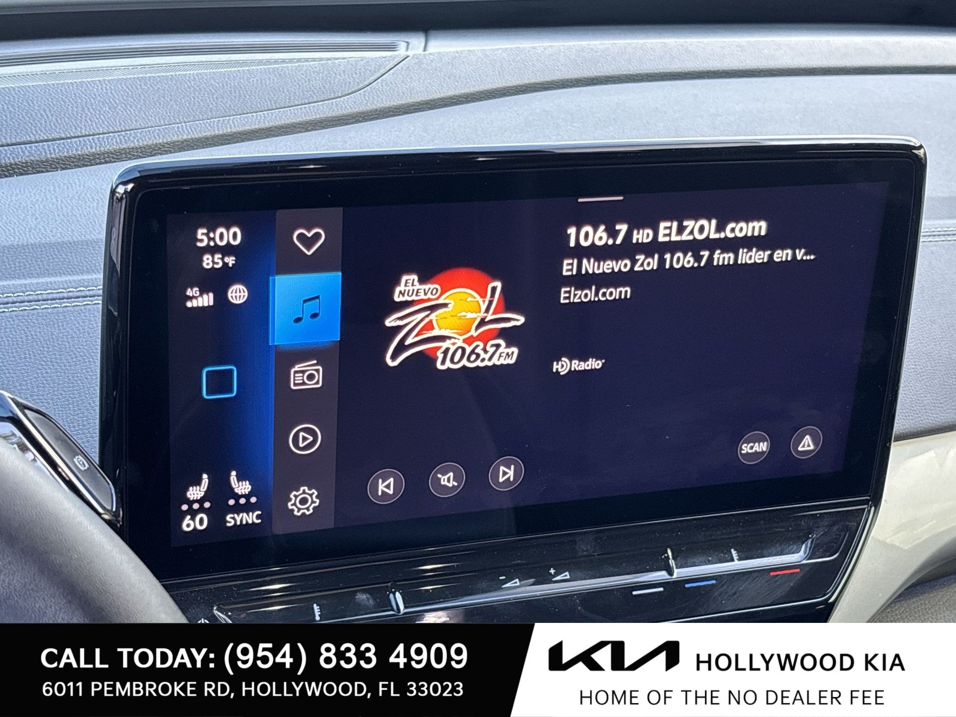 Used 2023 Volkswagen ID.4 Pro S AWD/4WD image 12