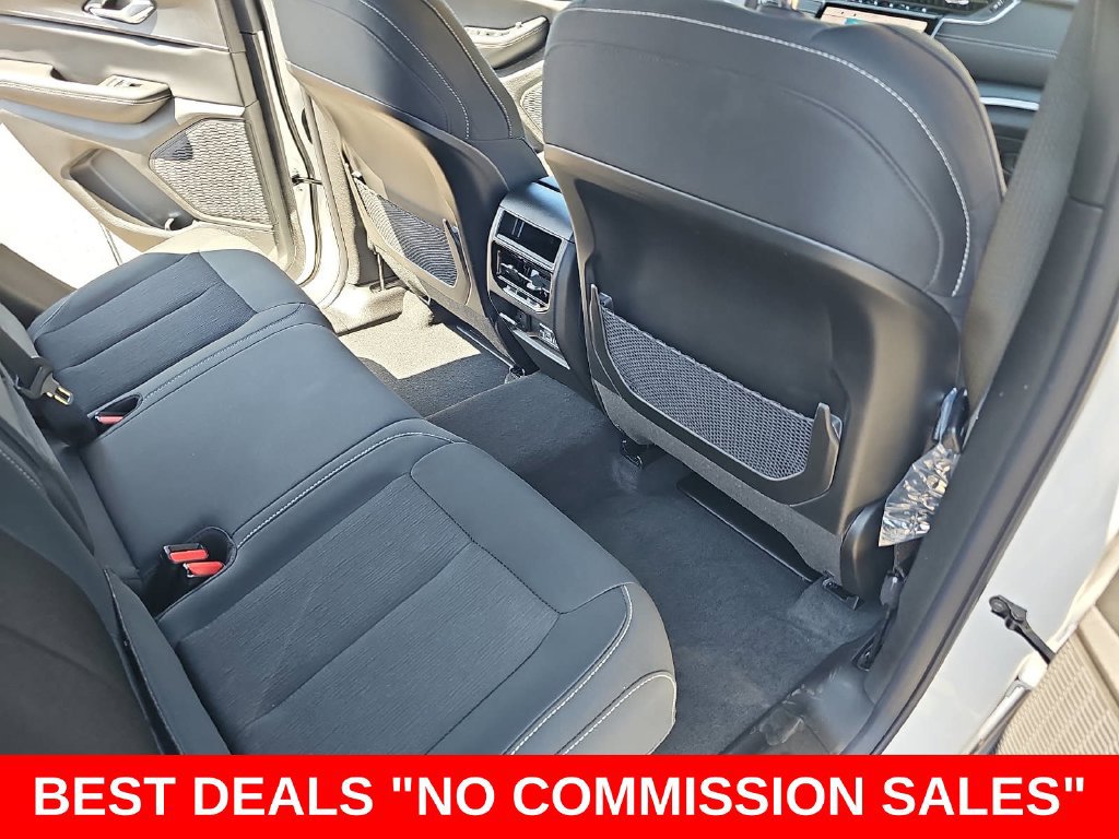 New 2027 Jeep Grand Cherokee Laredo X AWD/4WD image 11