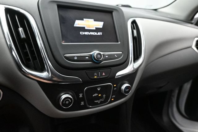 Used 2022 Chevrolet Equinox LS w/ LS Convenience Package AWD/4WD image 18