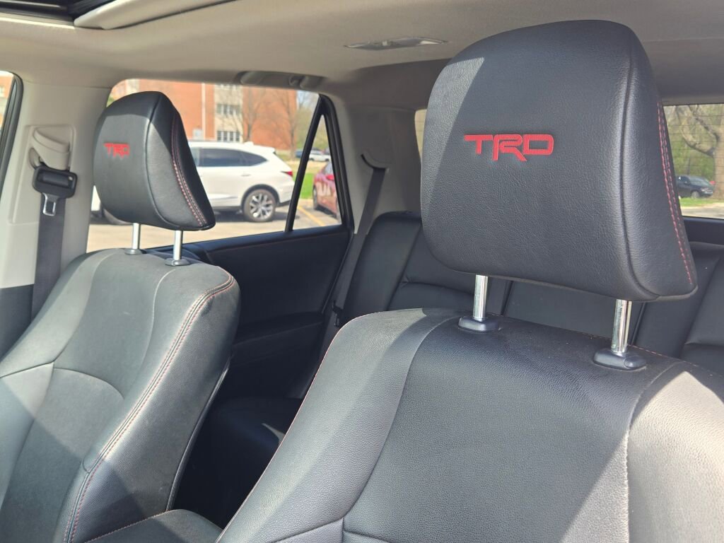 Used 2021 Toyota 4Runner TRD Pro AWD/4WD image 32