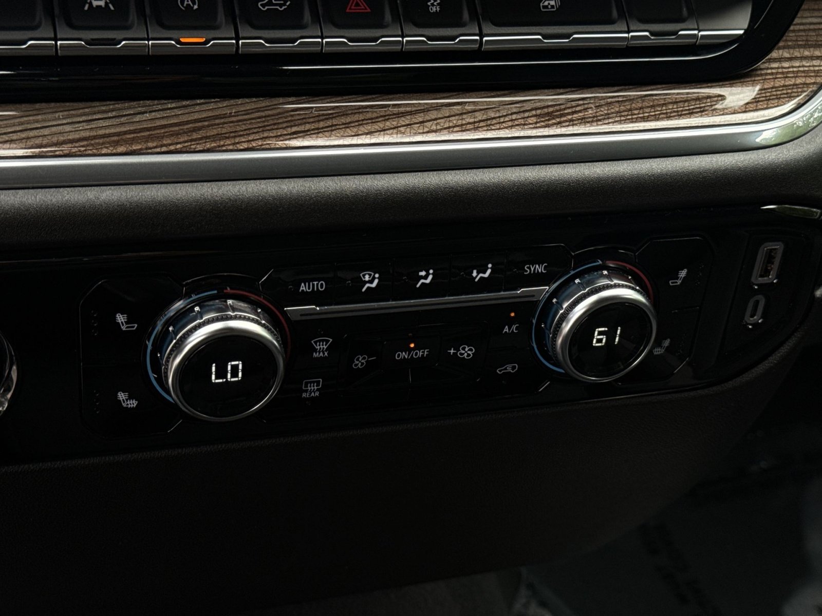 Used 2023 GMC Sierra 1500 Elevation AWD/4WD image 21