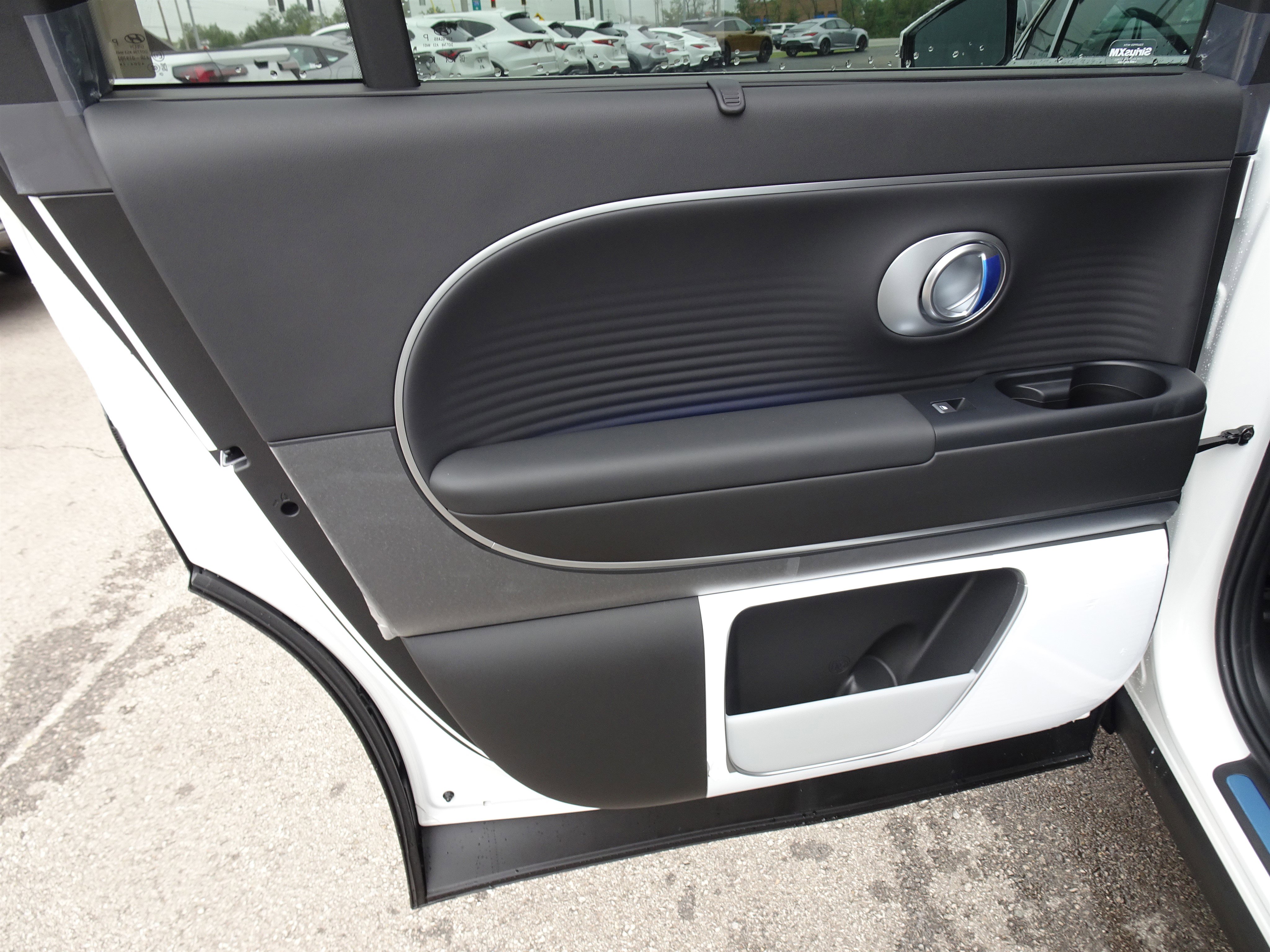 New 2026 Hyundai Ioniq 9 Limited image 14