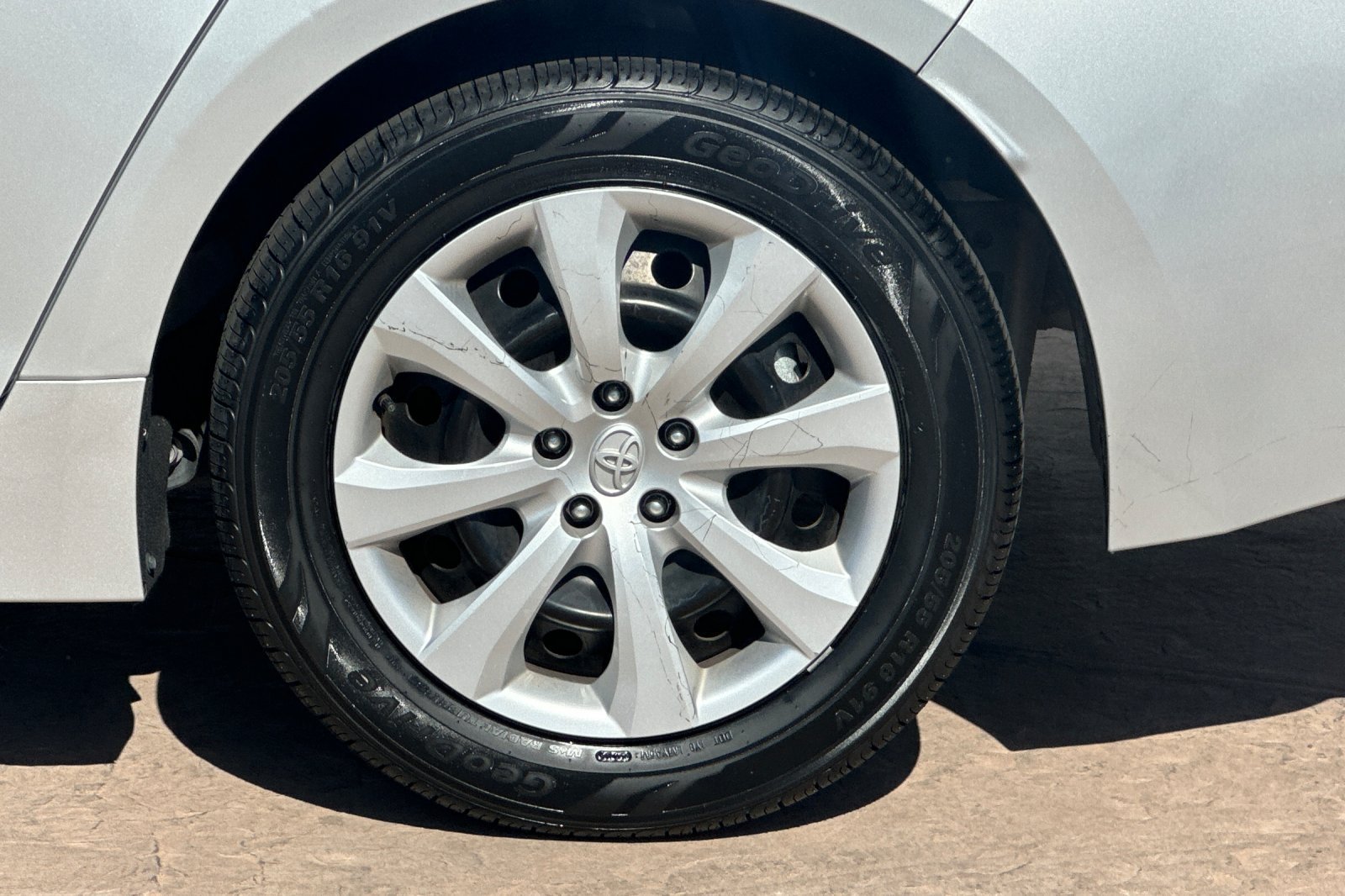 Certified 2024 Toyota Corolla LE FWD image 32