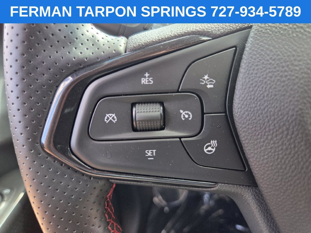 Certified 2024 Chevrolet Trax RS w/ Sunroof Package FWD image 30