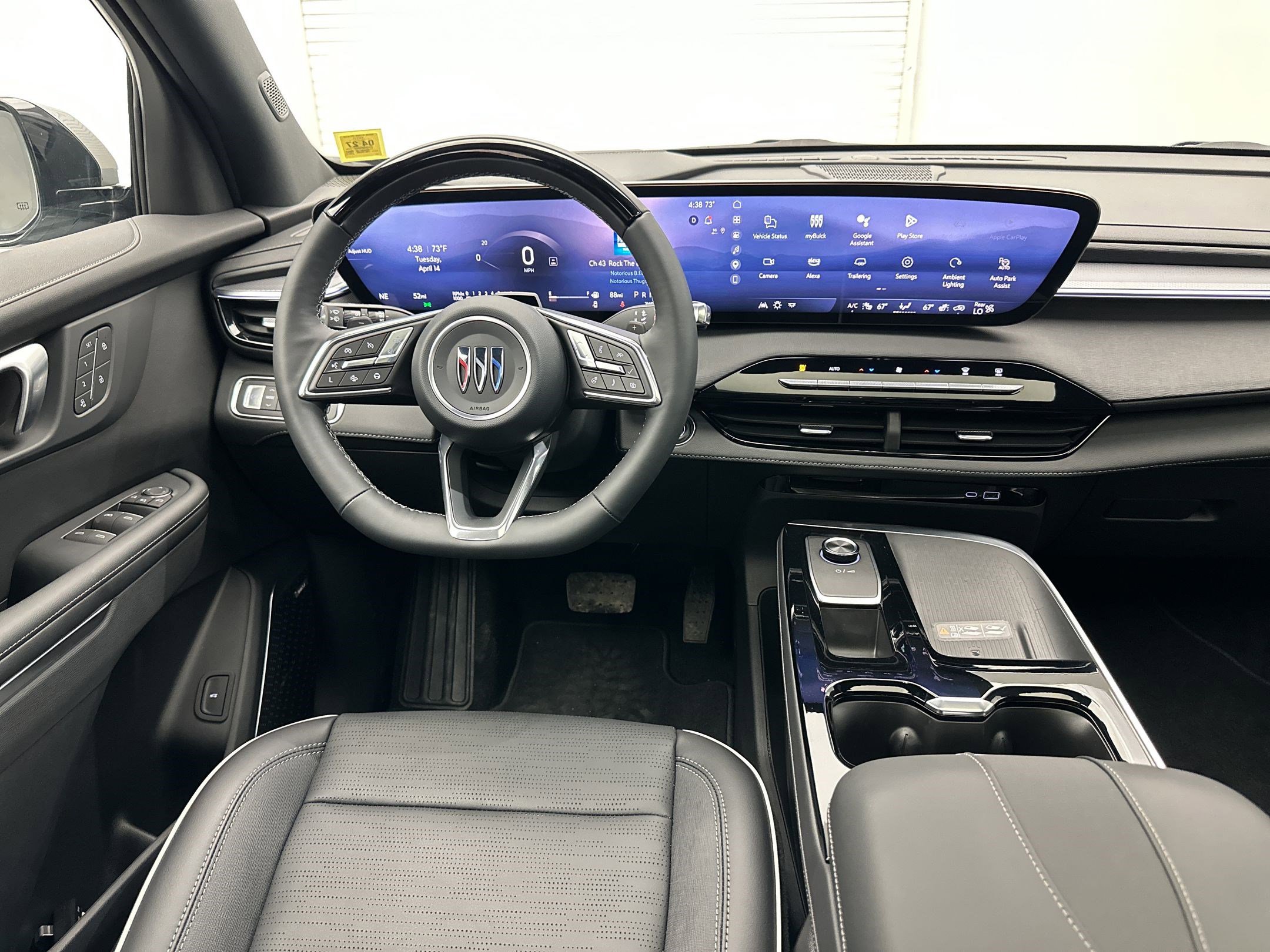 Used 2025 Buick Enclave Sport Touring AWD/4WD image 28