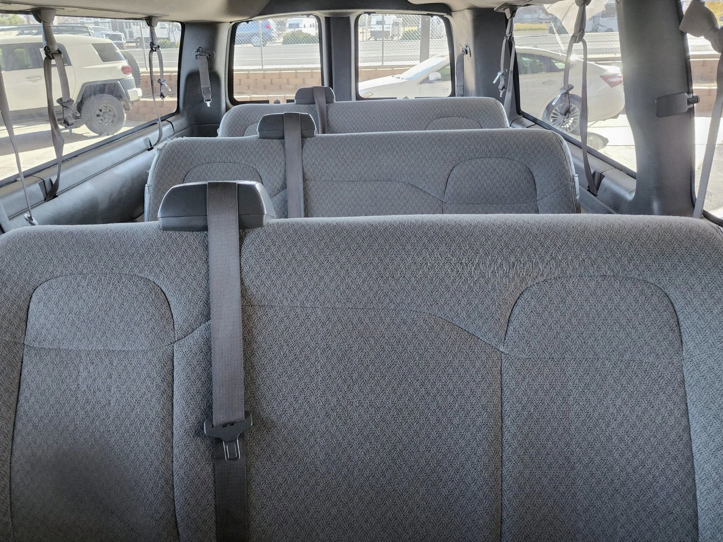 Used 2020 Chevrolet Express 3500 LT w/ LT Preferred Equipment Group RWD image 31