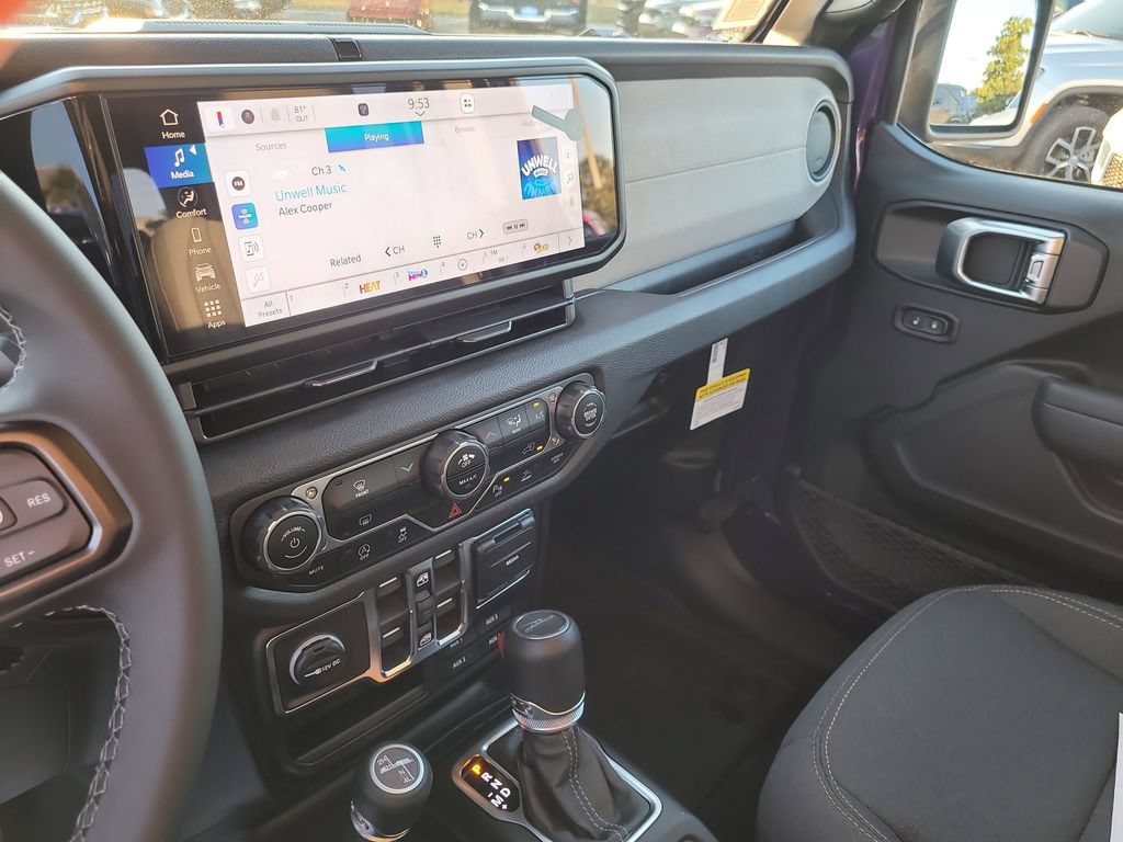 New 2026 Jeep Gladiator Sport AWD/4WD image 19