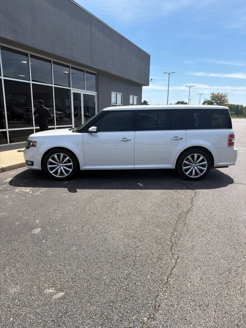 Used 2013 Ford Flex Limited FWD image 12