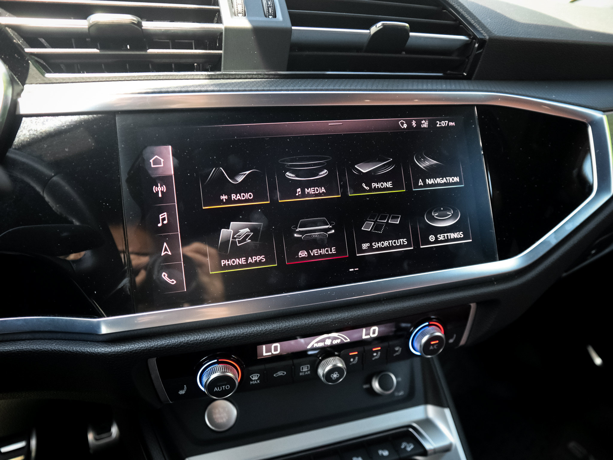 Used 2020 Audi Q3 2.0T Prestige w/ Prestige Package AWD/4WD image 23