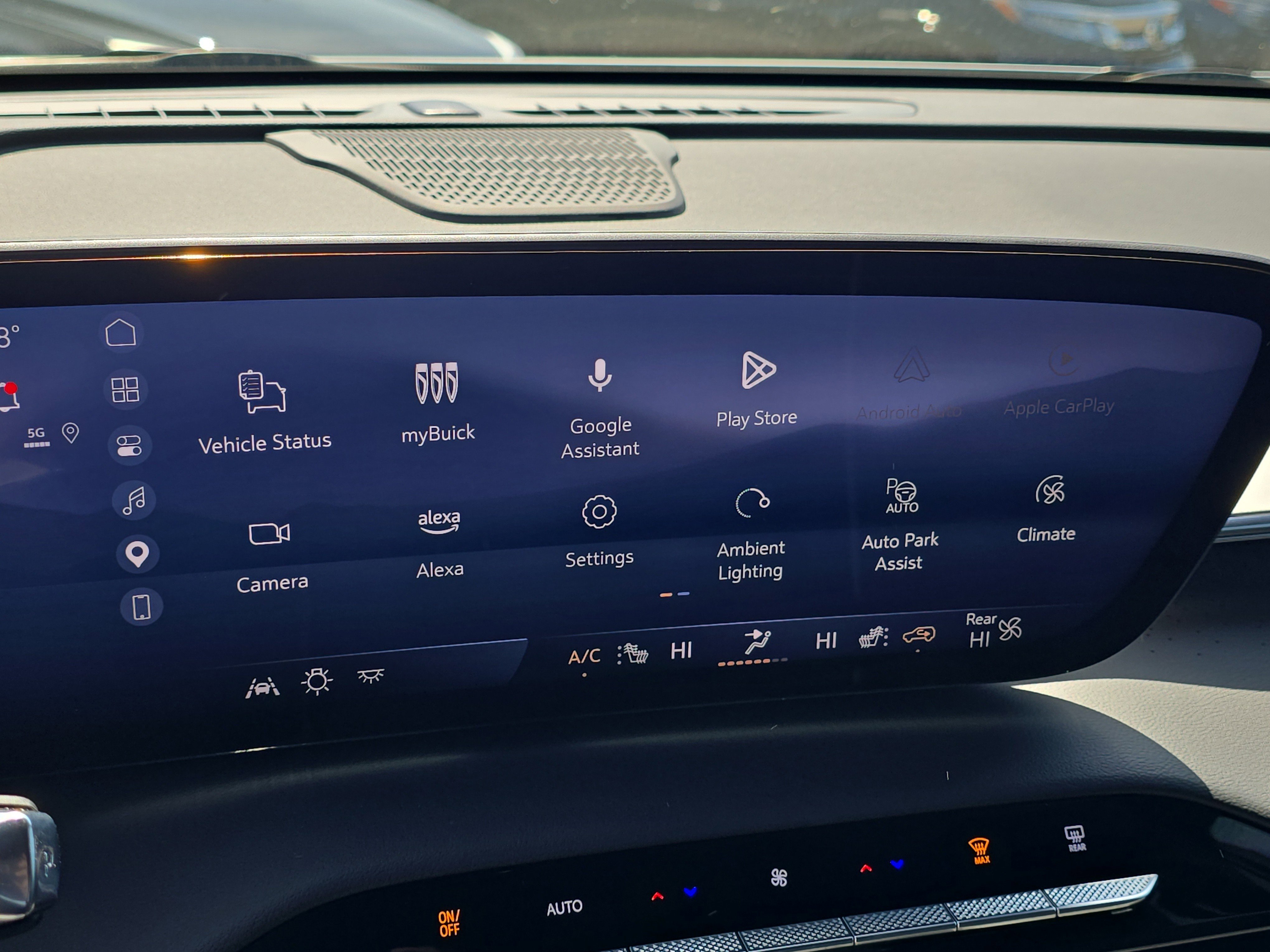 Used 2025 Buick Enclave Avenir w/ Super Cruise Package FWD image 25