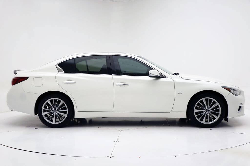 Used 2018 INFINITI Q50 Luxe AWD/4WD image 3