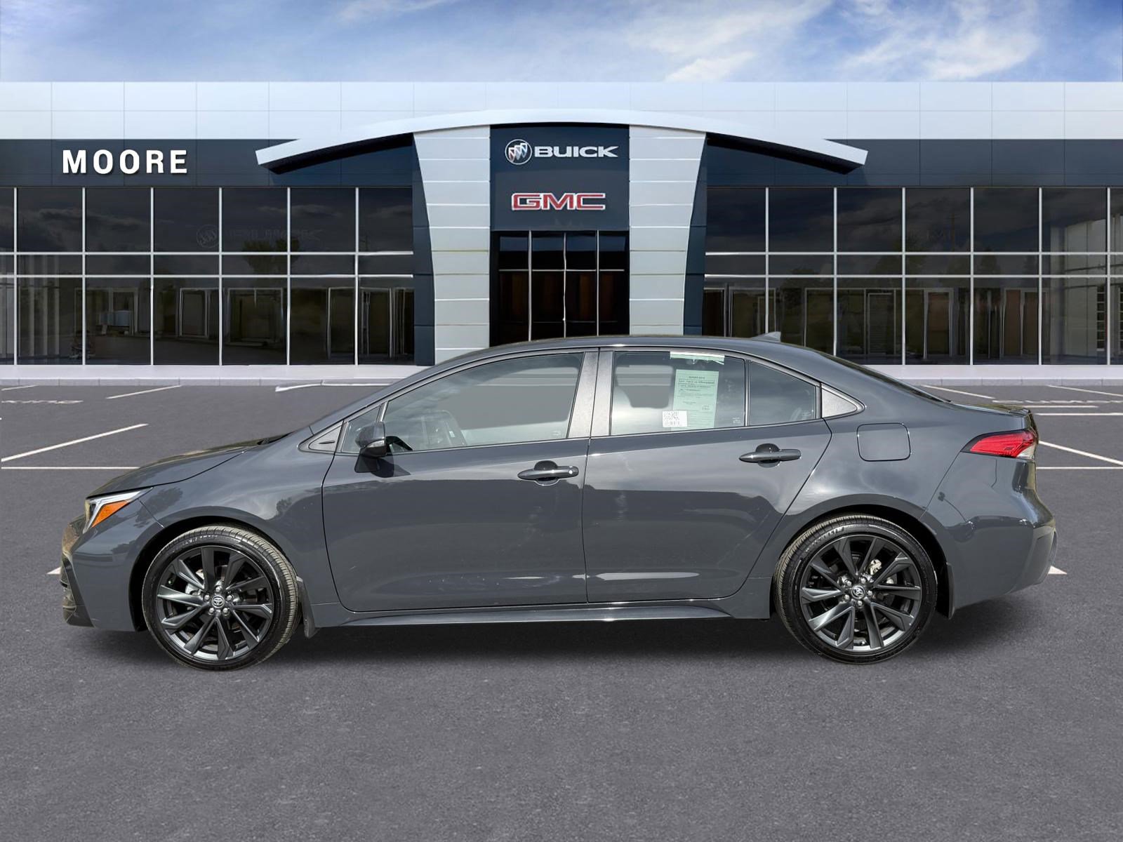 Used 2025 Toyota Corolla SE FWD image 8
