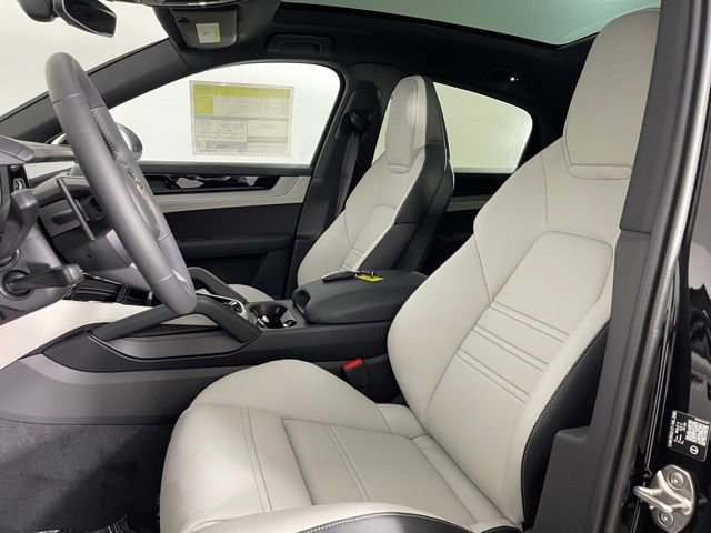 New 2026 Porsche Cayenne E-Hybrid Coupe image 5