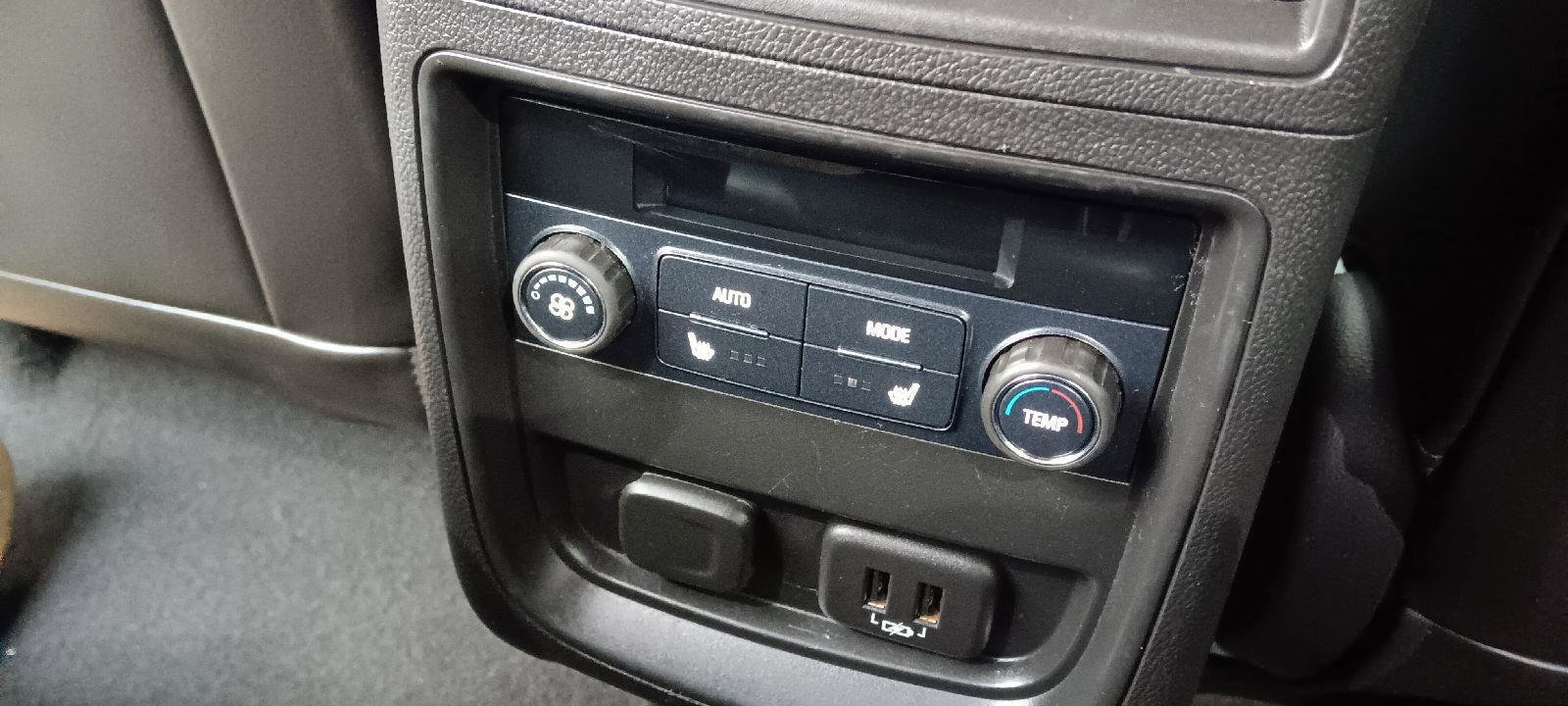 Used 2020 Buick Envision Essence w/ LPO, Cargo Package image 7