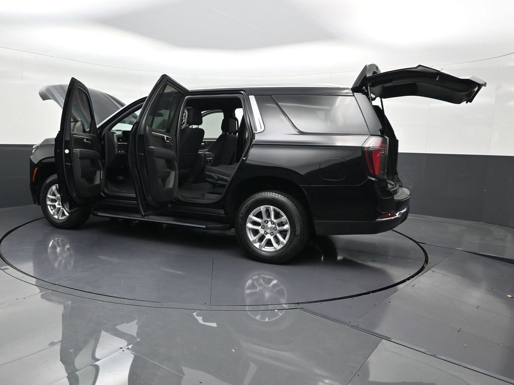 Used 2025 Chevrolet Tahoe LS image 35