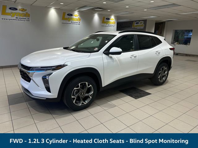 New 2026 Chevrolet Trax LT w/ Driver Confidence Package FWD image 2