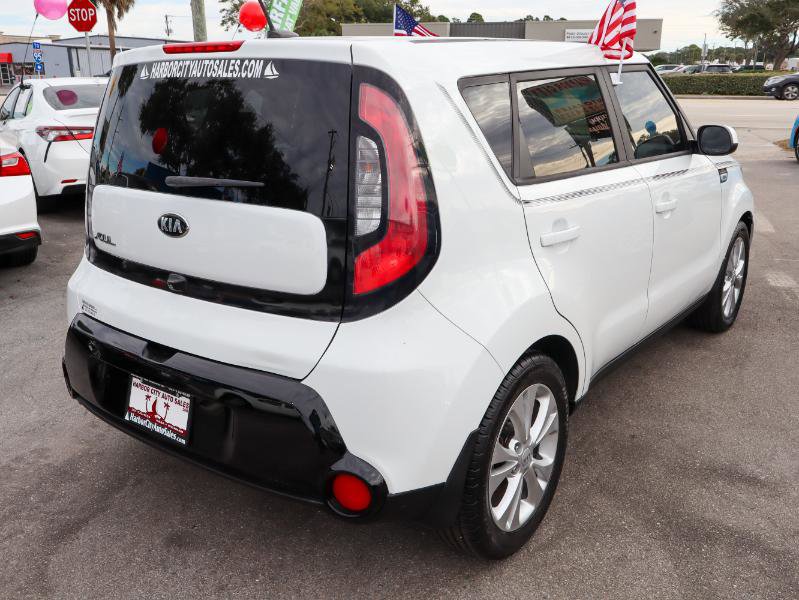 Used 2016 Kia Soul + image 5