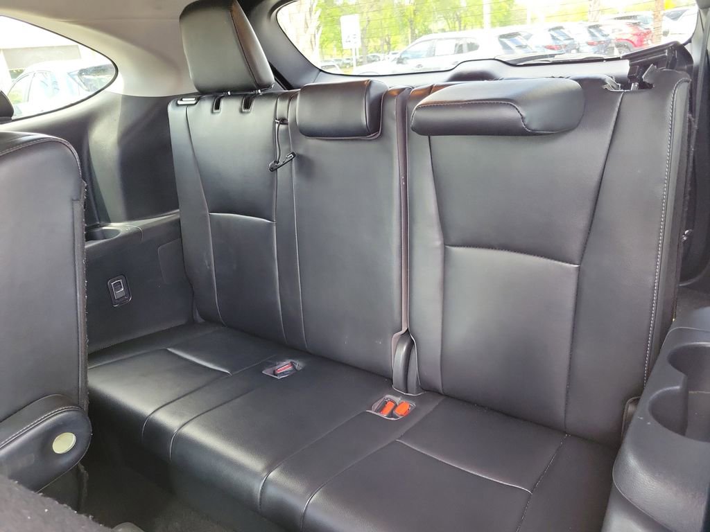 Used 2023 Toyota Highlander Limited image 14