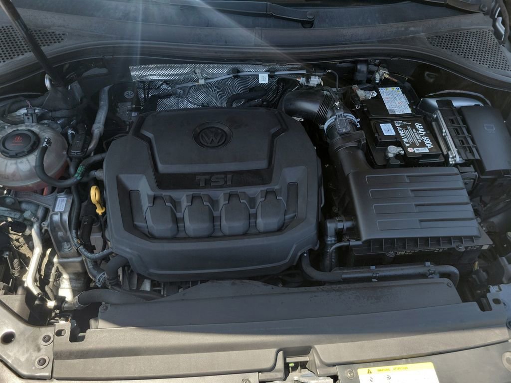 Used 2021 Volkswagen Tiguan SEL FWD image 37