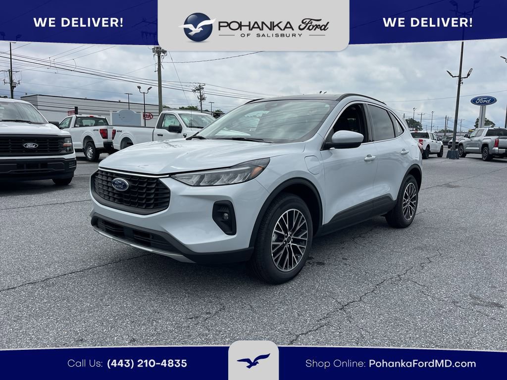 New 2025 Ford Escape SE