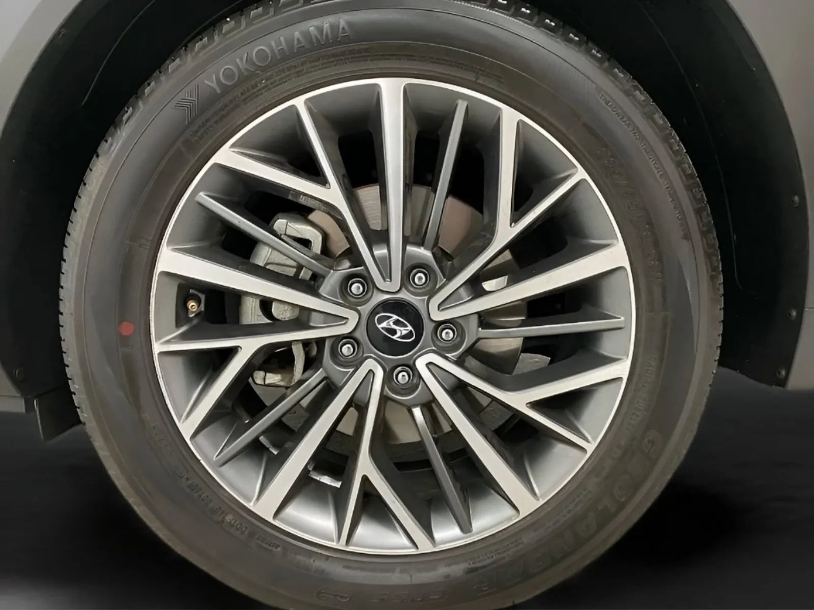 Used 2019 Hyundai Tucson Limited w/ Cargo Package FWD image 28