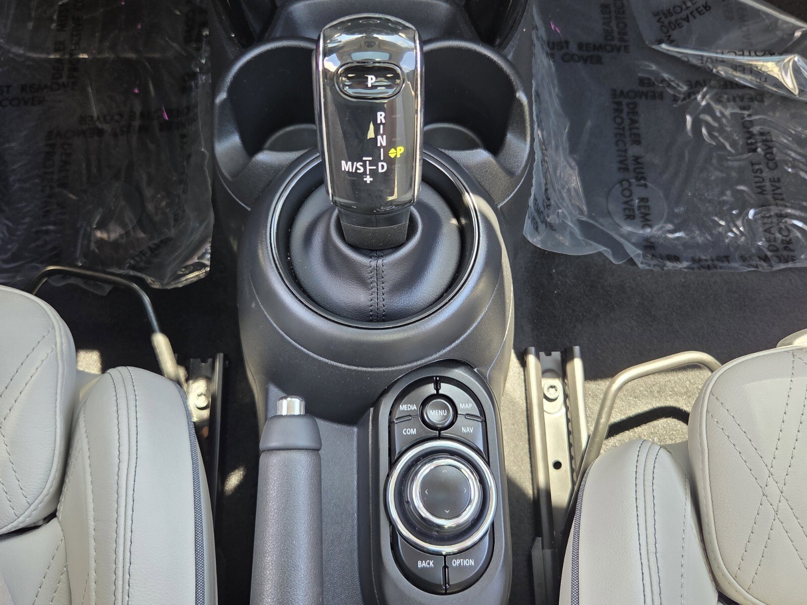 Used 2023 MINI Cooper S w/ Signature Upholstery Package FWD image 26