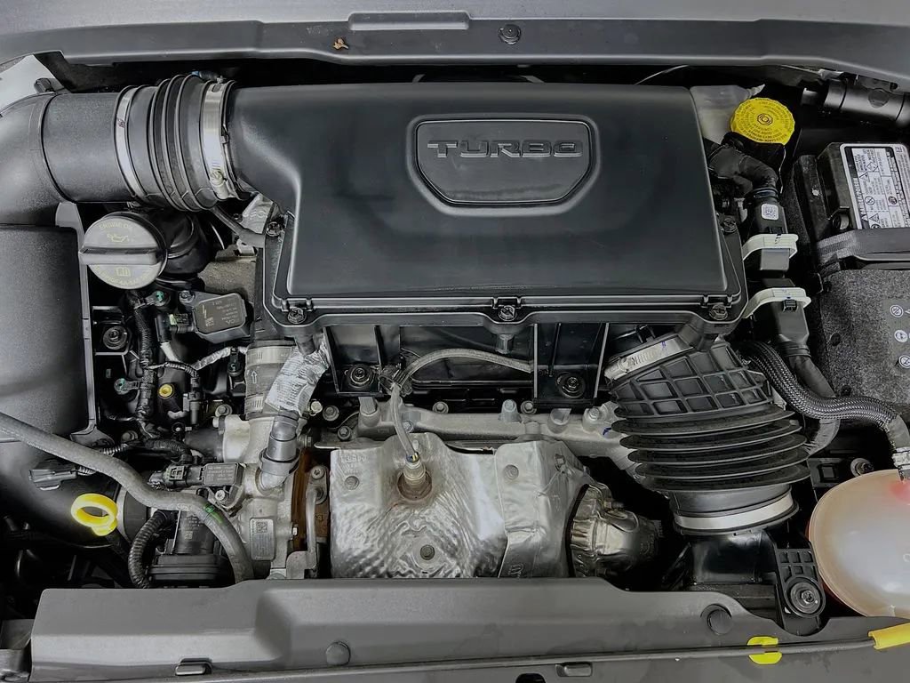 Used 2024 Jeep Compass Limited image 29