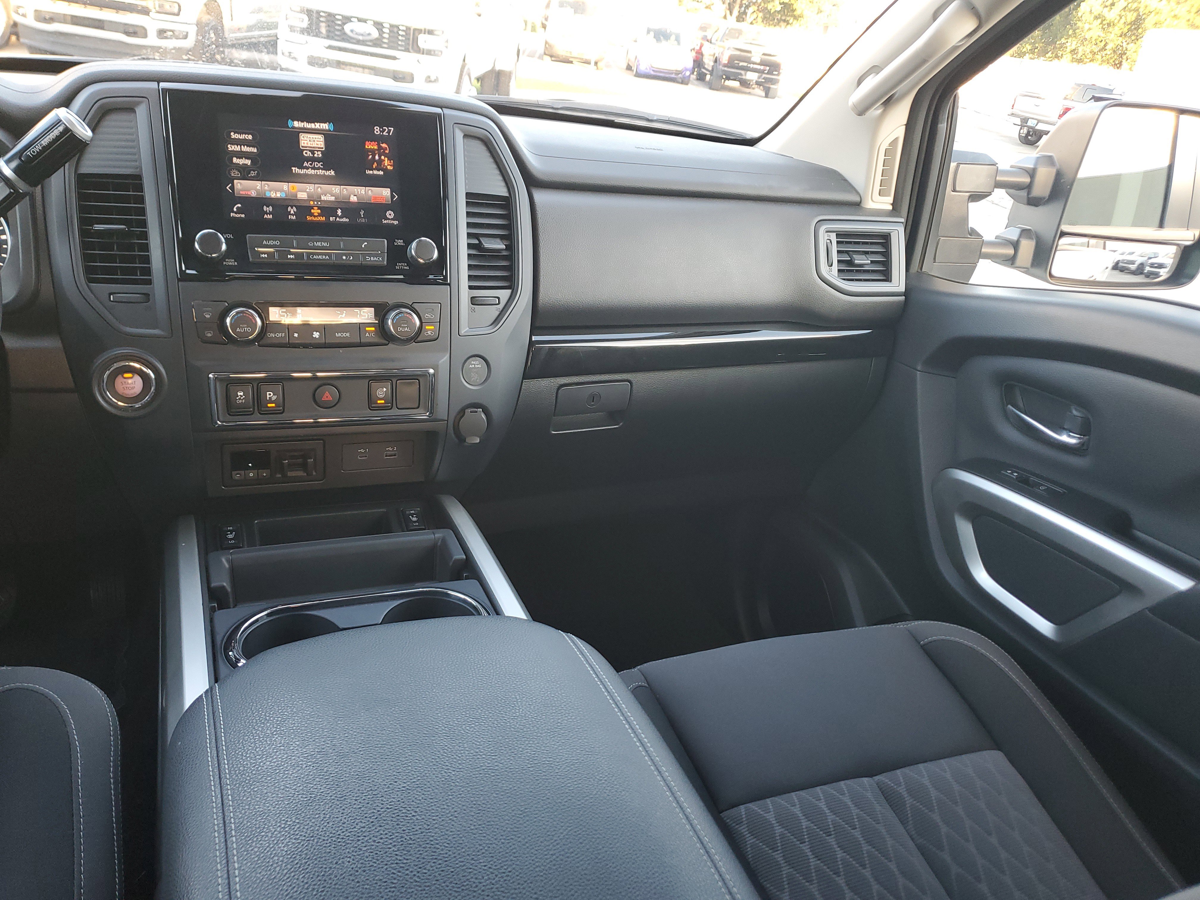 Certified 2024 Nissan Titan SV w/ SV Convenience Package image 16