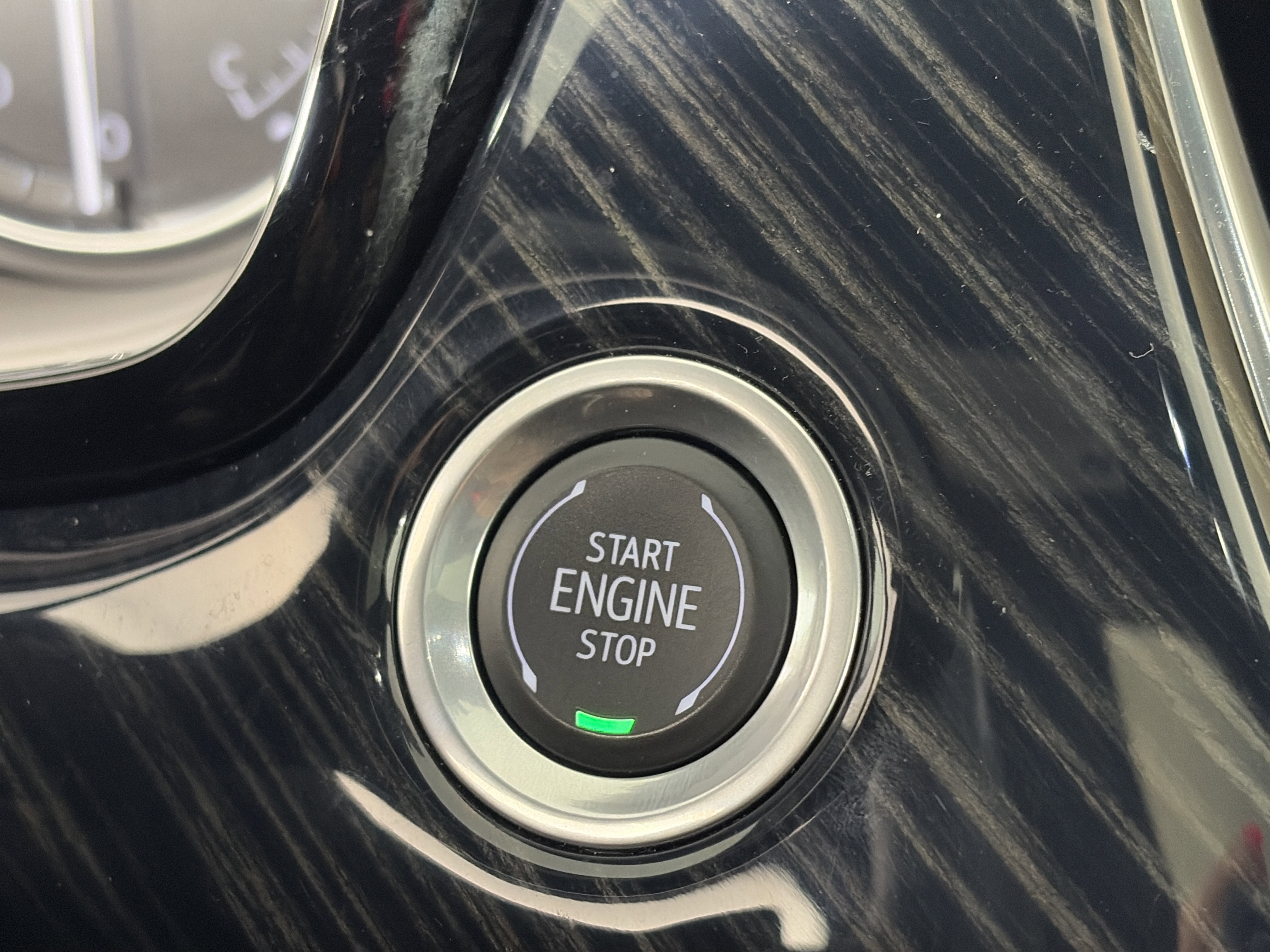 Certified 2024 Cadillac XT6 Premium Luxury w/ LPO, Floor Liner Package image 29