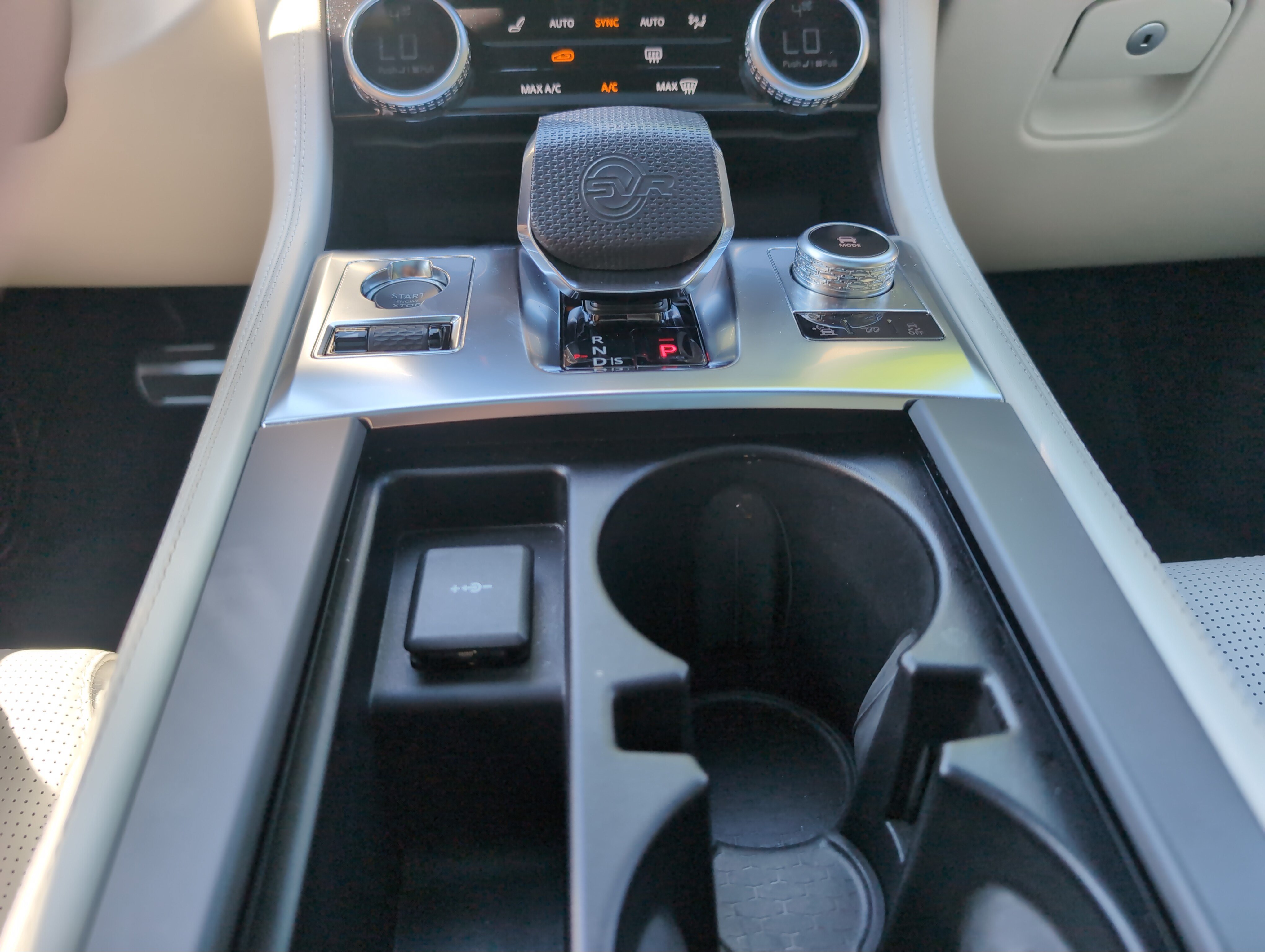 Used 2022 Jaguar F-PACE SVR AWD/4WD image 37