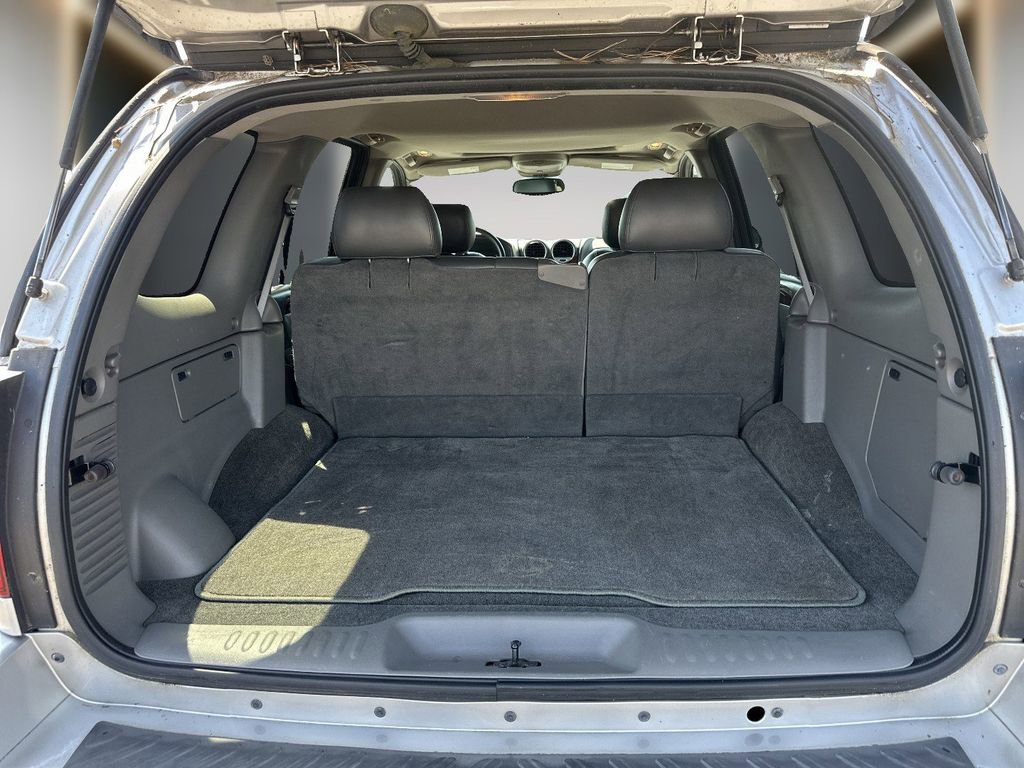 Used 2004 GMC Envoy SLT image 12