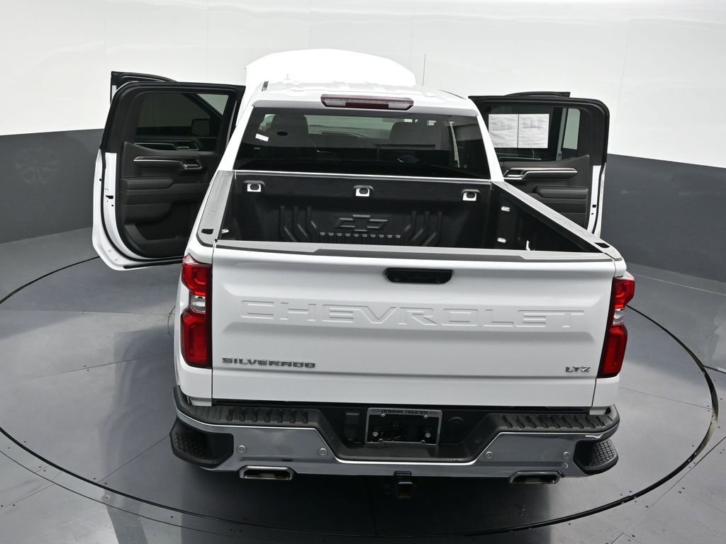 Used 2022 Chevrolet Silverado 1500 LTZ w/ Z71 Off-Road Package image 36