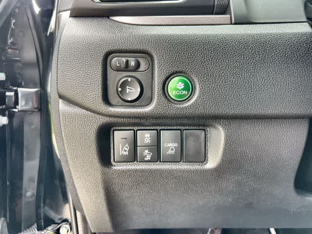 Certified 2025 Honda Ridgeline Sport image 29