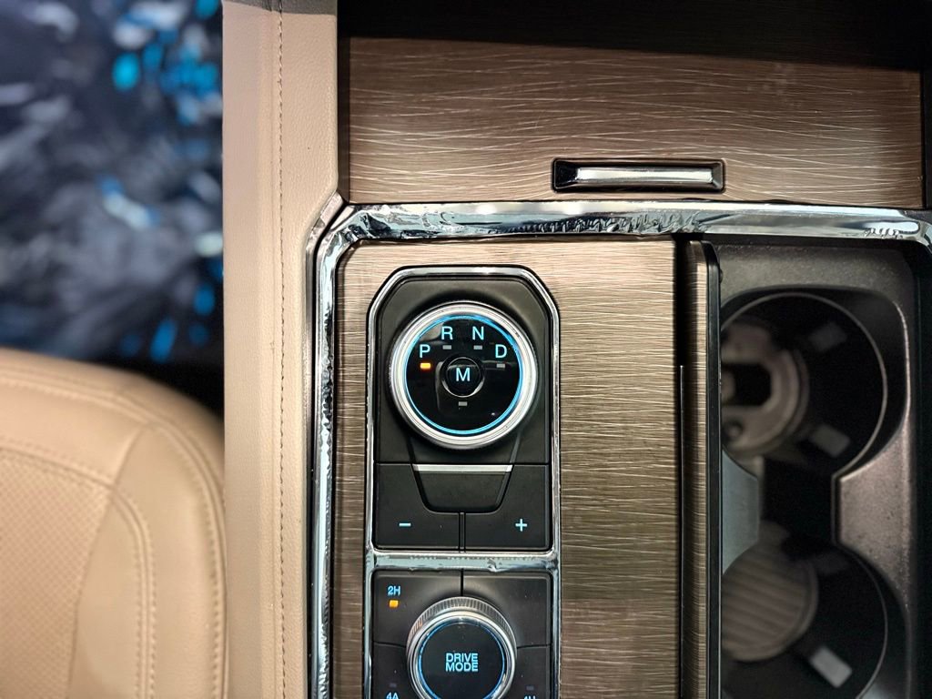 Used 2023 Ford Expedition Limited image 14