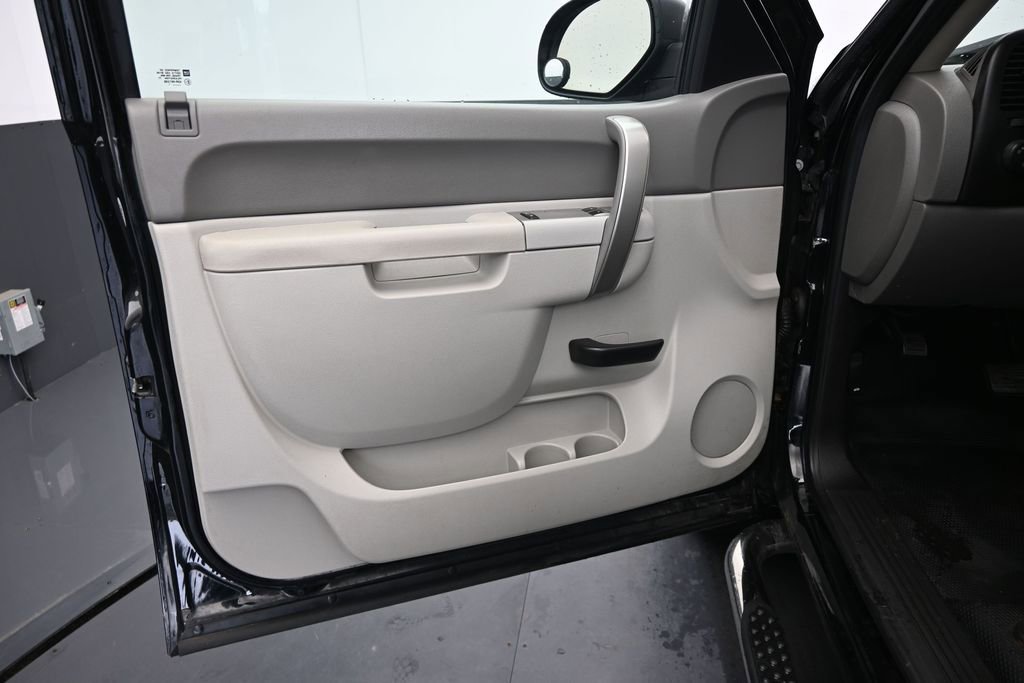 Used 2011 Chevrolet Silverado 1500 W/T w/ LS Package RWD image 16