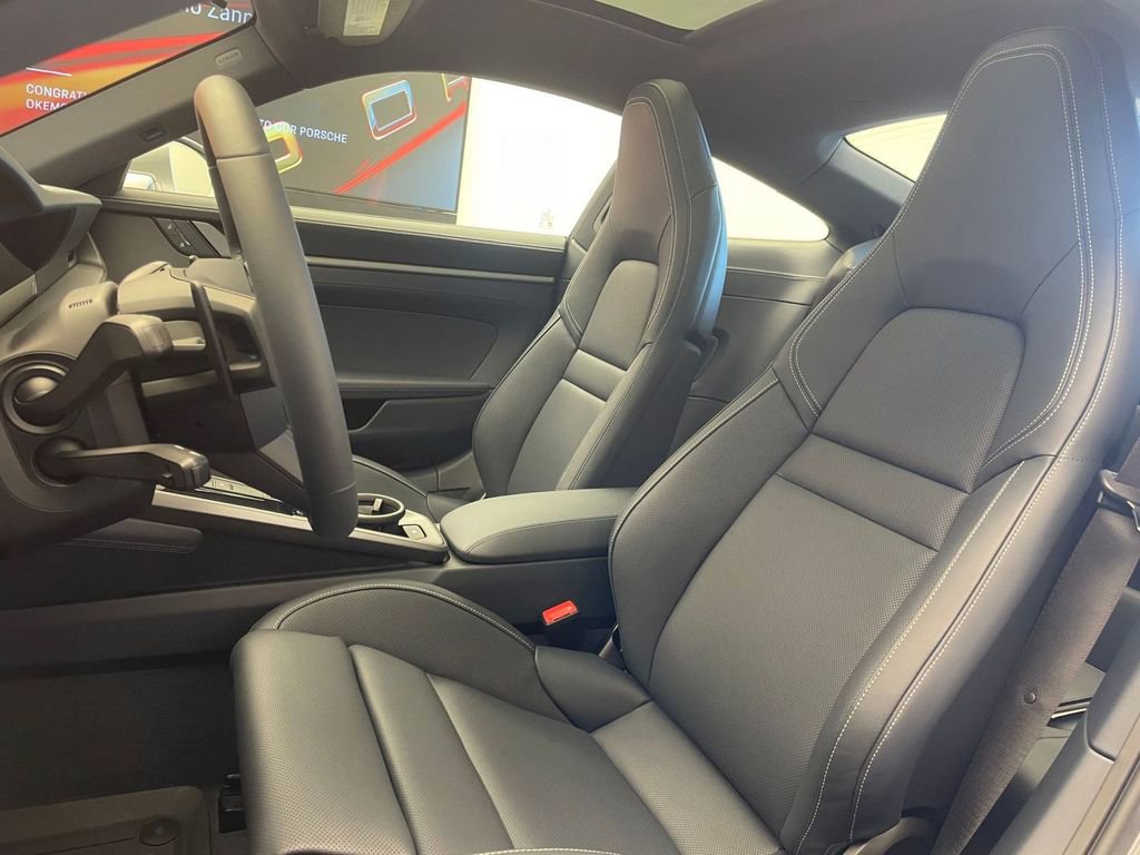 New 2026 Porsche 911 Carrera image 5