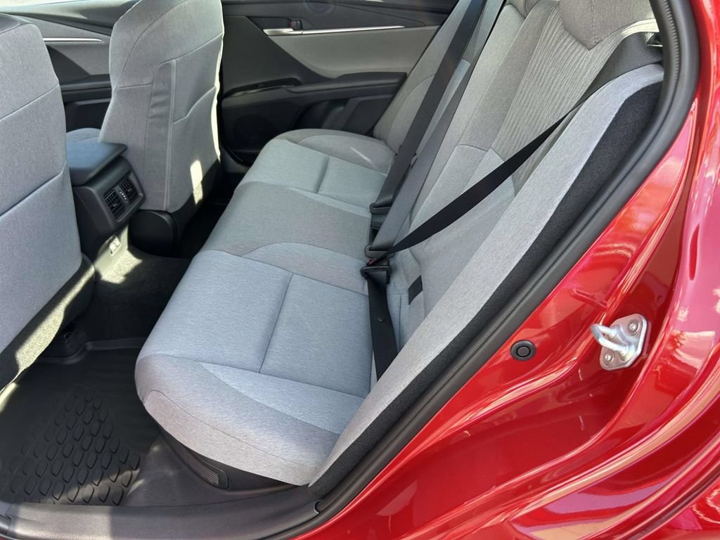 New 2026 Toyota Camry LE w/ Convenience Package FWD image 13