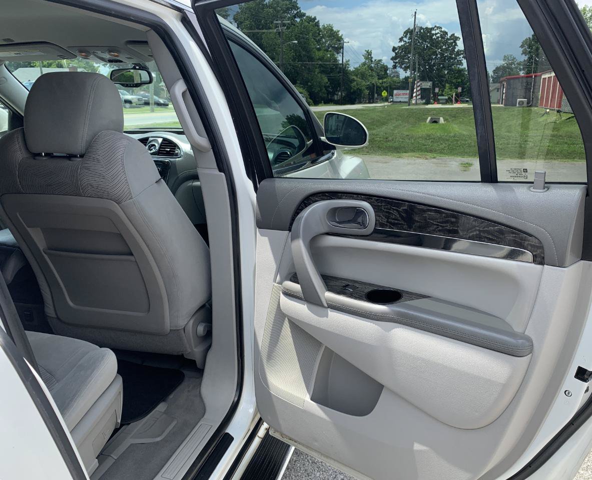 Used 2014 Buick Enclave Convenience FWD image 36