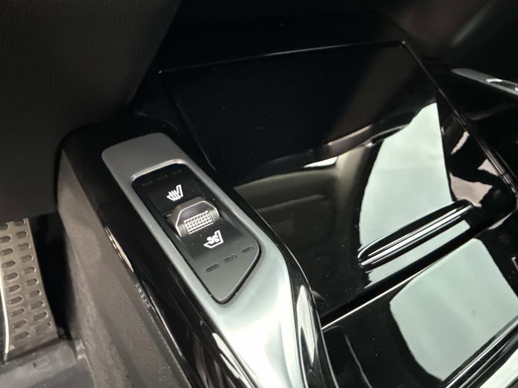 Used 2023 Kia Sorento SX image 32