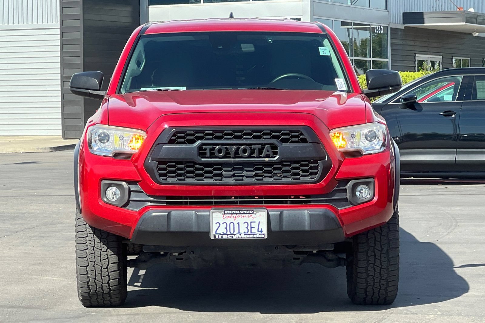 Used 2020 Toyota Tacoma SR w/ SX Package RWD image 10