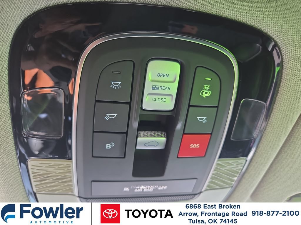 Used 2025 Hyundai Palisade Limited AWD/4WD image 26